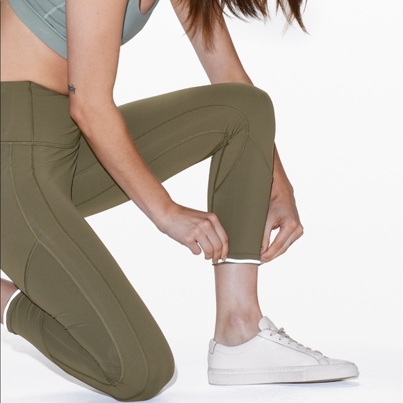 Lululemon all the right places crop - Picture 3 of 4